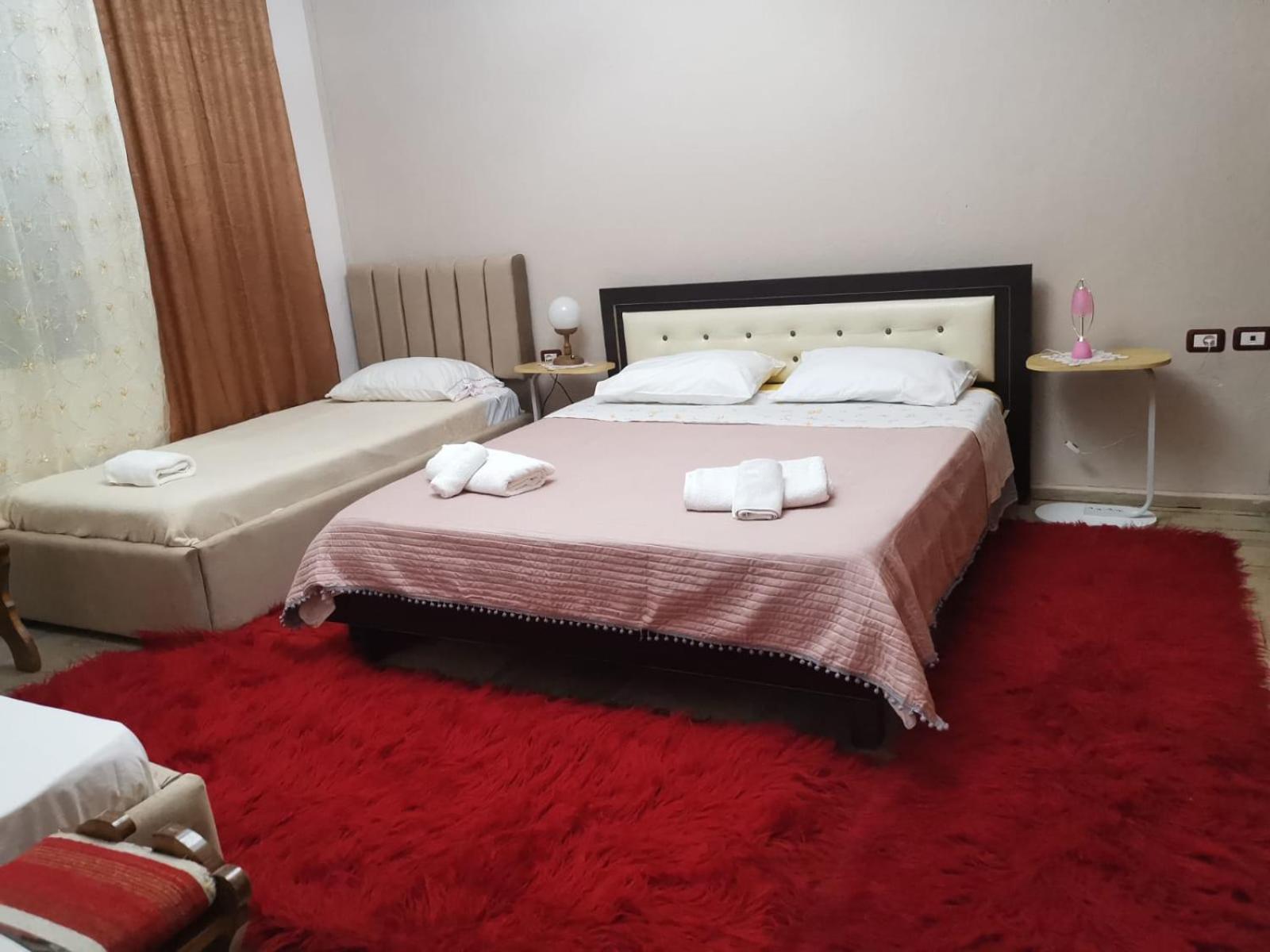 Apartament Ledi's *