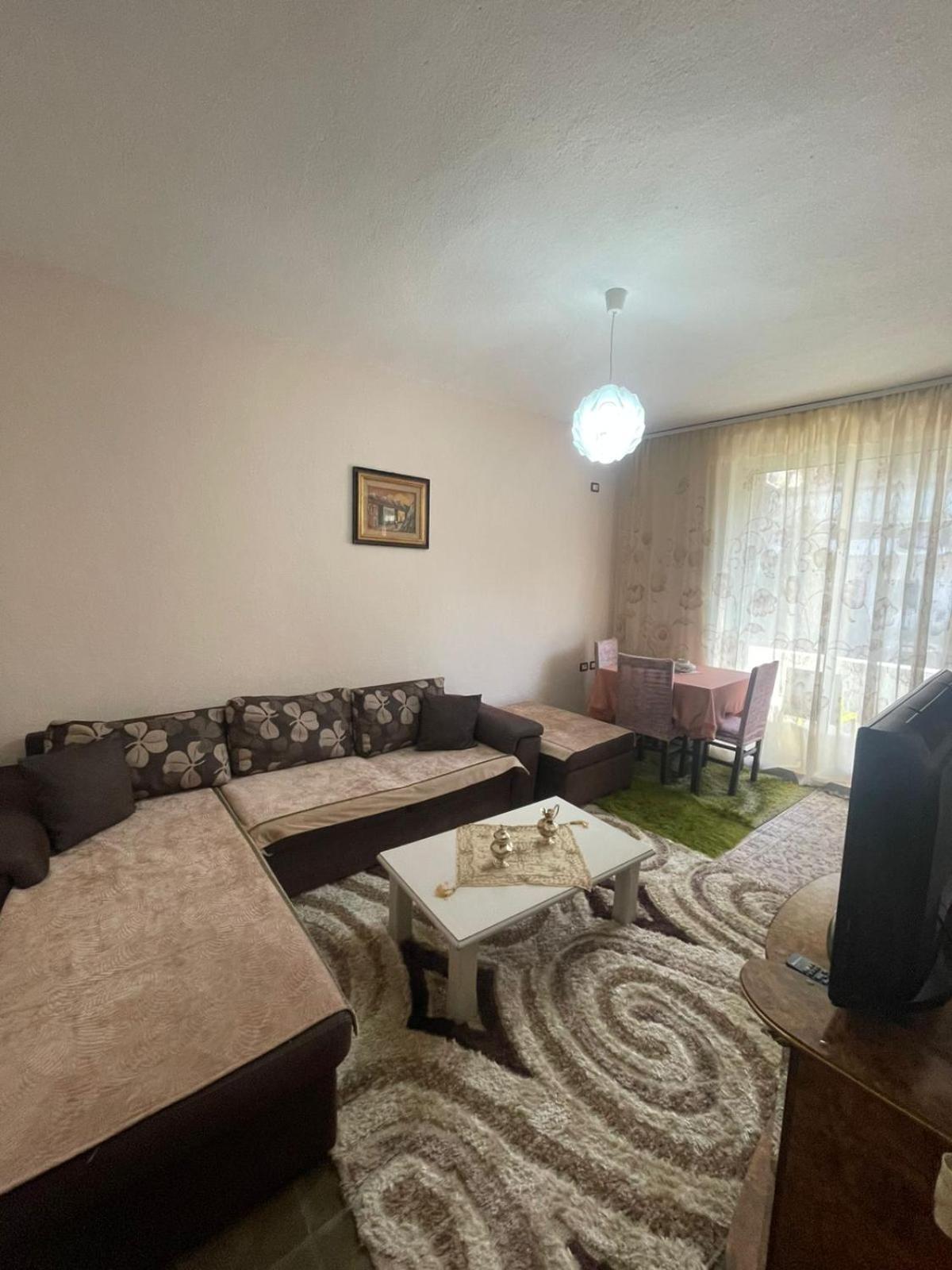 Apartament Ledi's