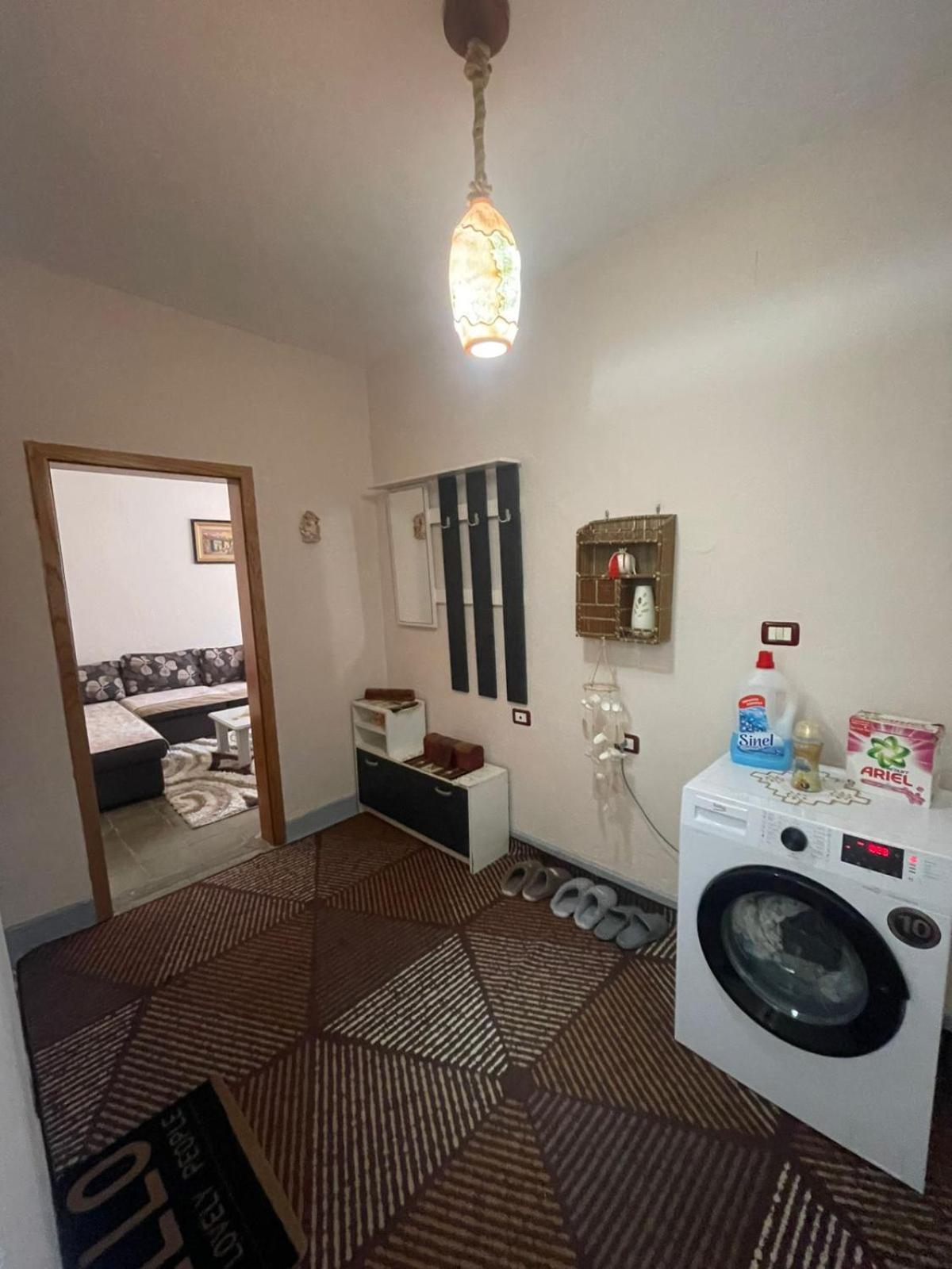 Apartament Ledi's *